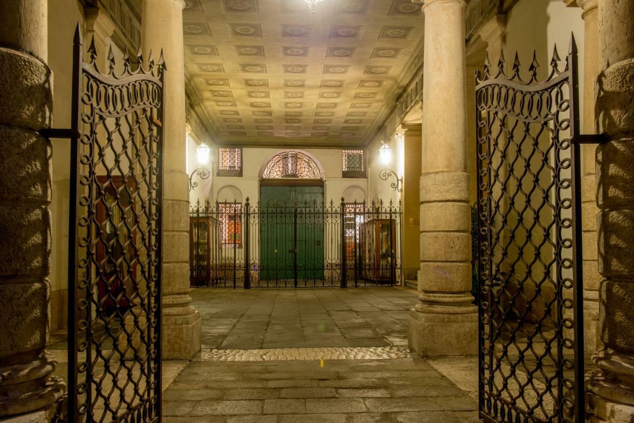 Hotel Il Cappello Di Giulietta à Vérone Extérieur photo